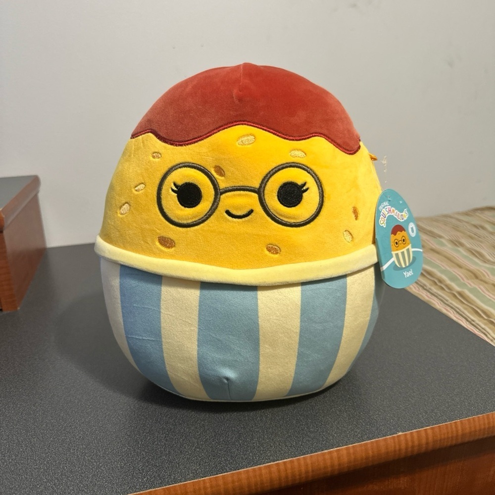 Cute Egg-Shaped Plush Toy with Glasses